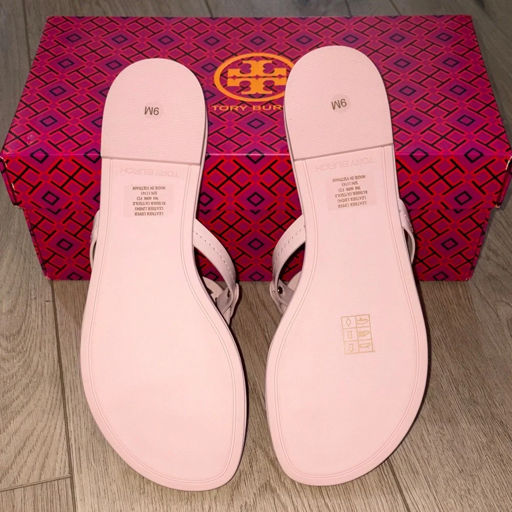 NWT Tory Burch Sea Shell Pink Patent Leather Miller Sandals - Picture 3 of 4